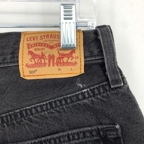 Levis 501 Cut Off Jean Shorts Womens Size 25 Black Wash - Picture 3 of 8